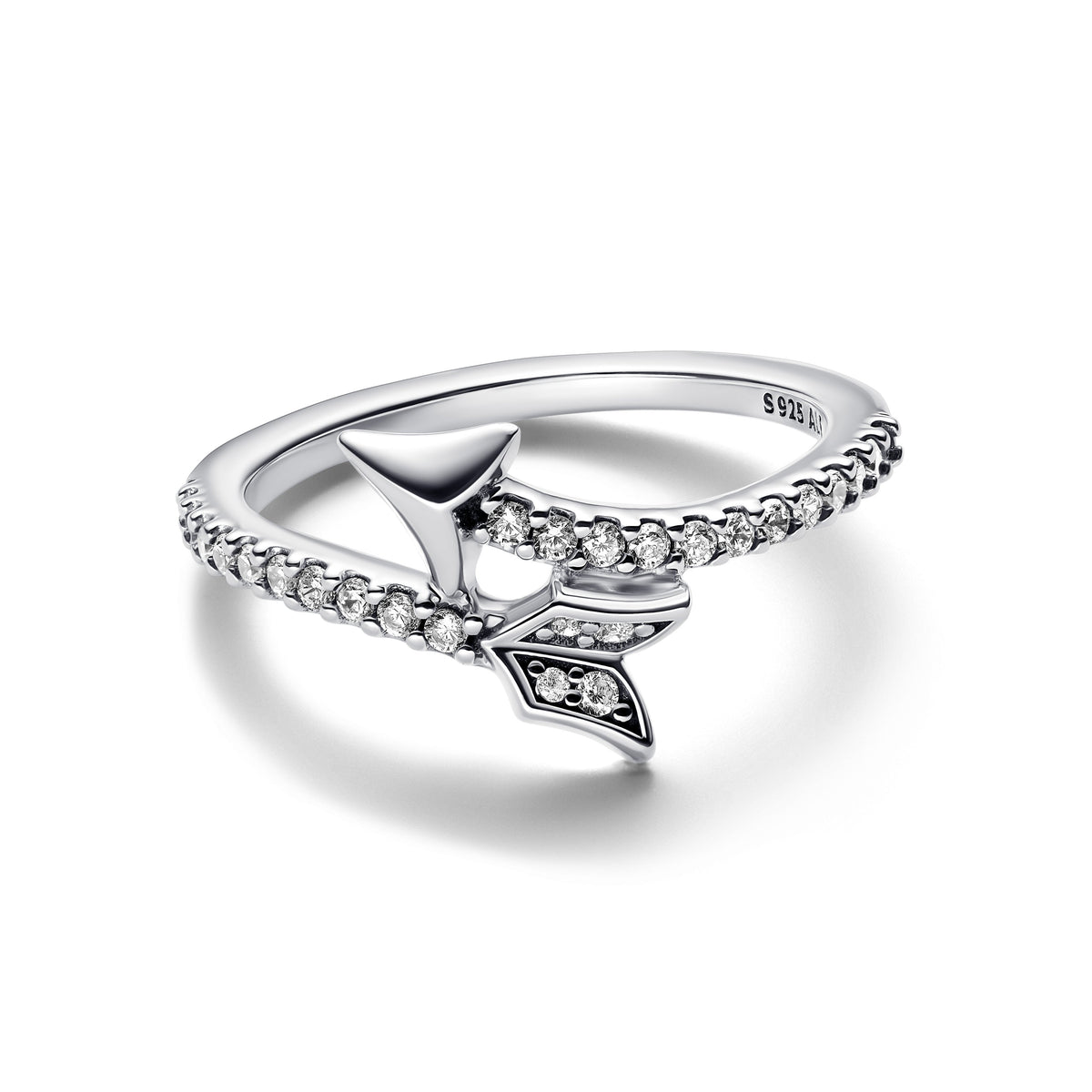 Ring – Sterling Silver – Sparkling Arrow