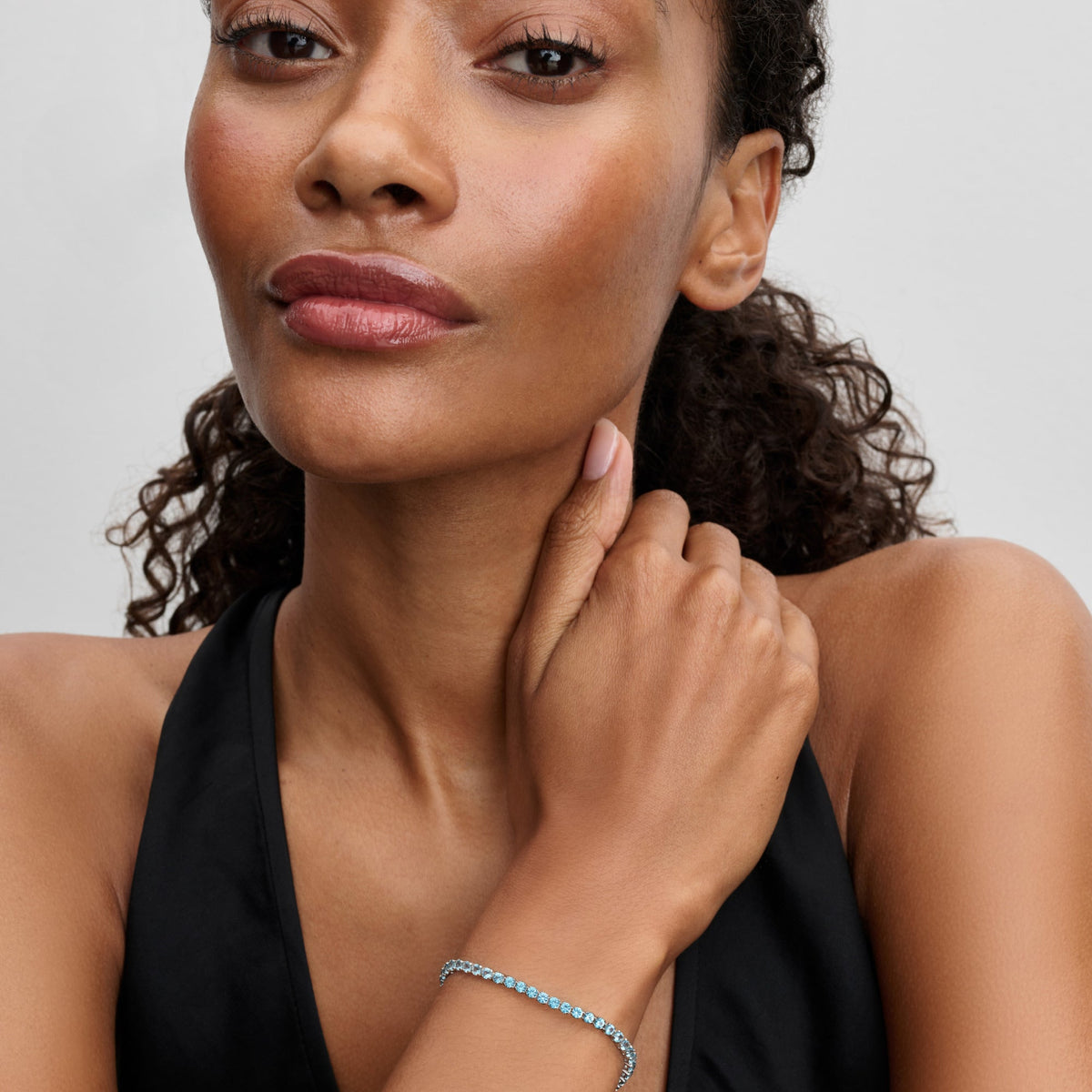 Bracelet – Sterling Silver – Sparkling Light Blue Tennis