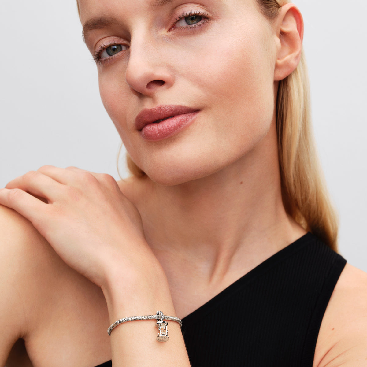 Dangle Charm – Sterling Silver – Hourglass