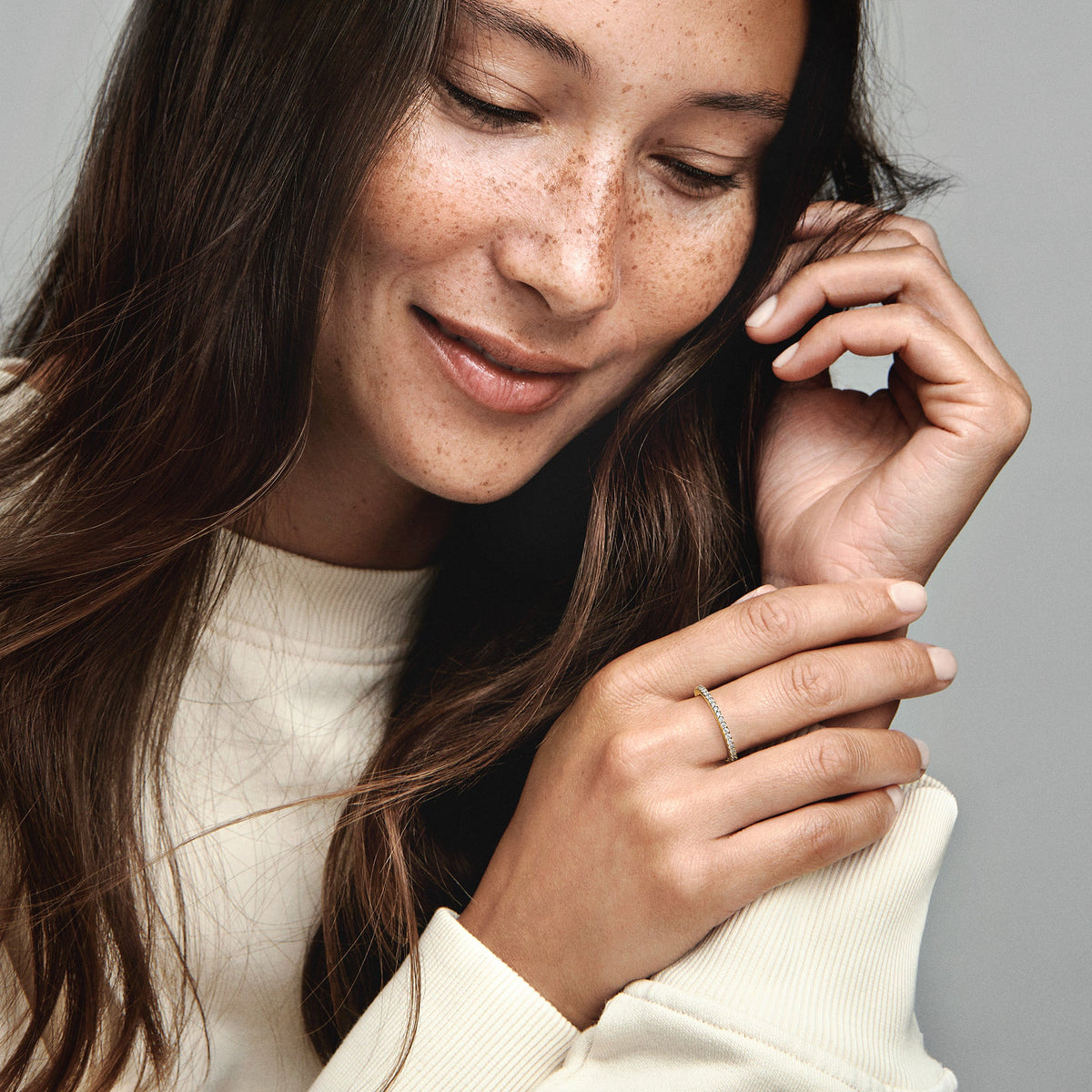 Ring – 14k Gold-Plated – Sparkling Band