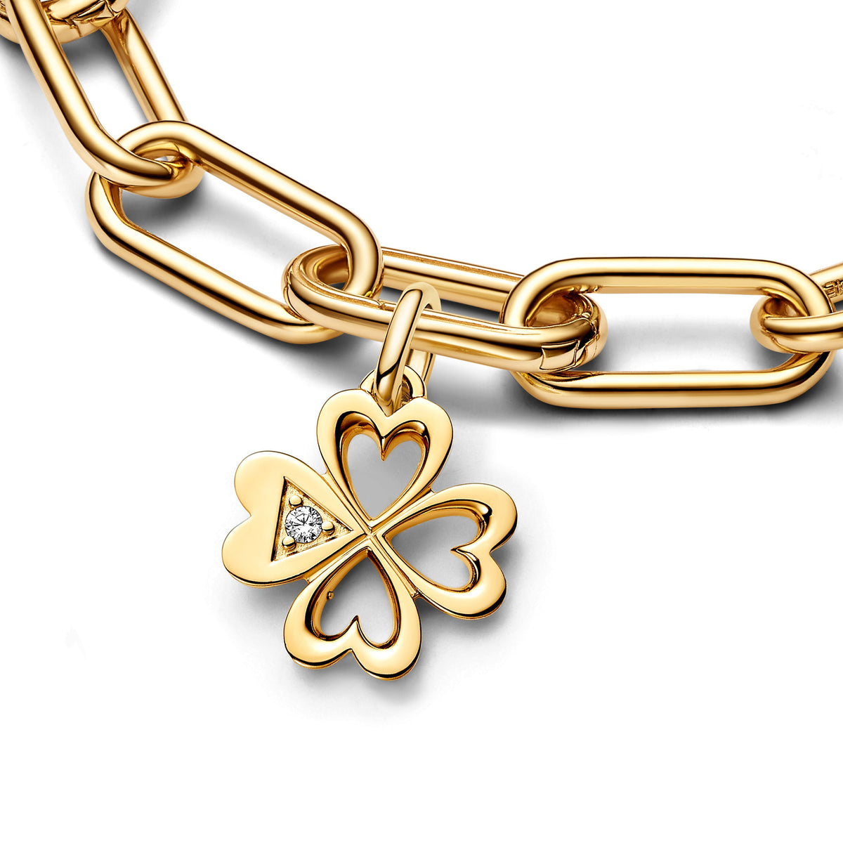 Charm – 14k Gold-Plated – Pandora ME Heart Four-leaf Clover Medallion