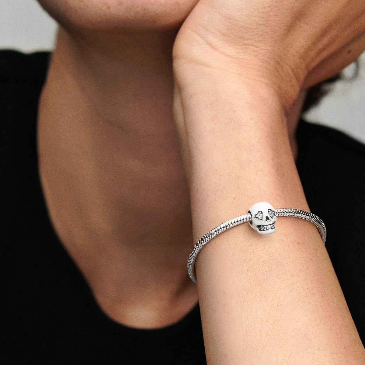 Charm – Sterling Silver – Glow-in-the-dark Sparkling Skull