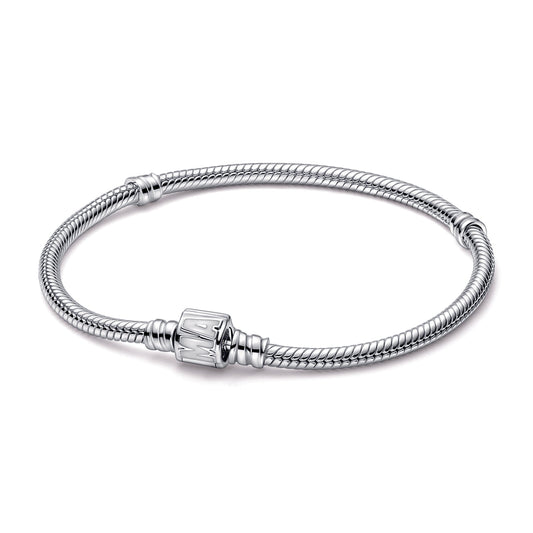 Chain Bracelet – Sterling Silver – Pandora Moments Marvel Logo Clasp Snake