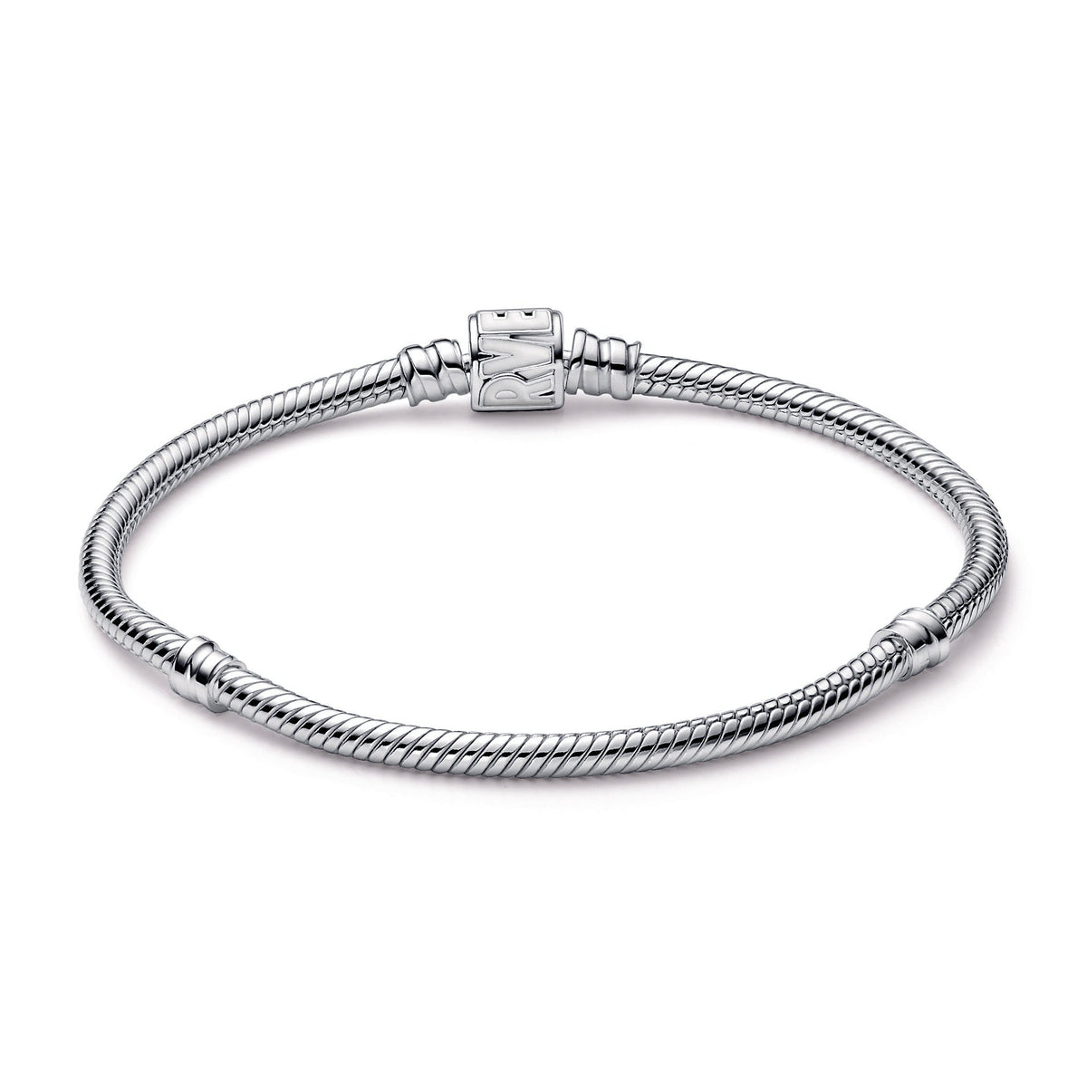 Chain Bracelet – Sterling Silver – Pandora Moments Marvel Logo Clasp Snake