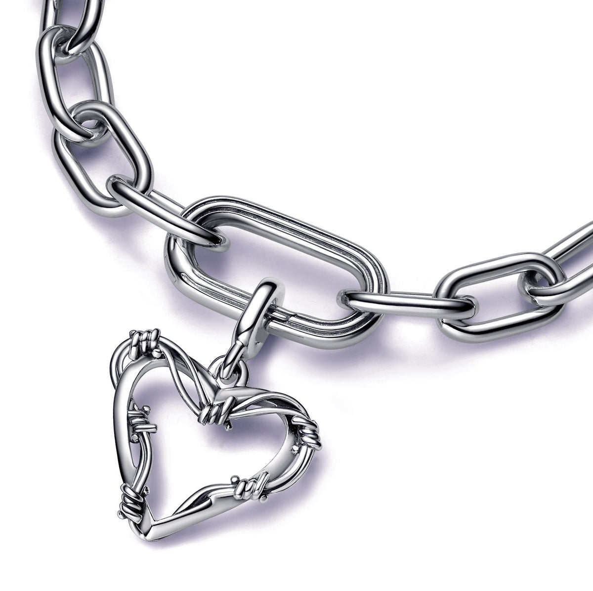 Charm – Sterling Silver – Pandora ME Wire Heart Medallion