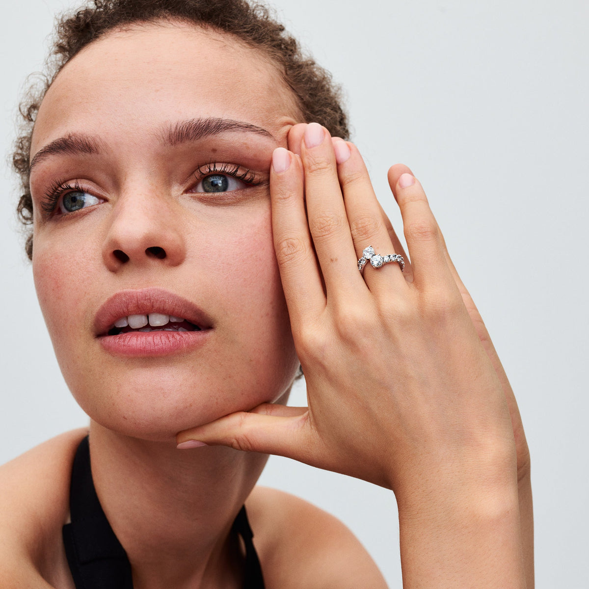 Ring – Sterling Silver – Sparkling Overlapping Band