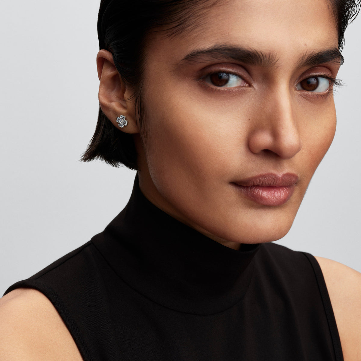 Stud Earrings – Sterling Silver – Sparkling Lucky Clover
