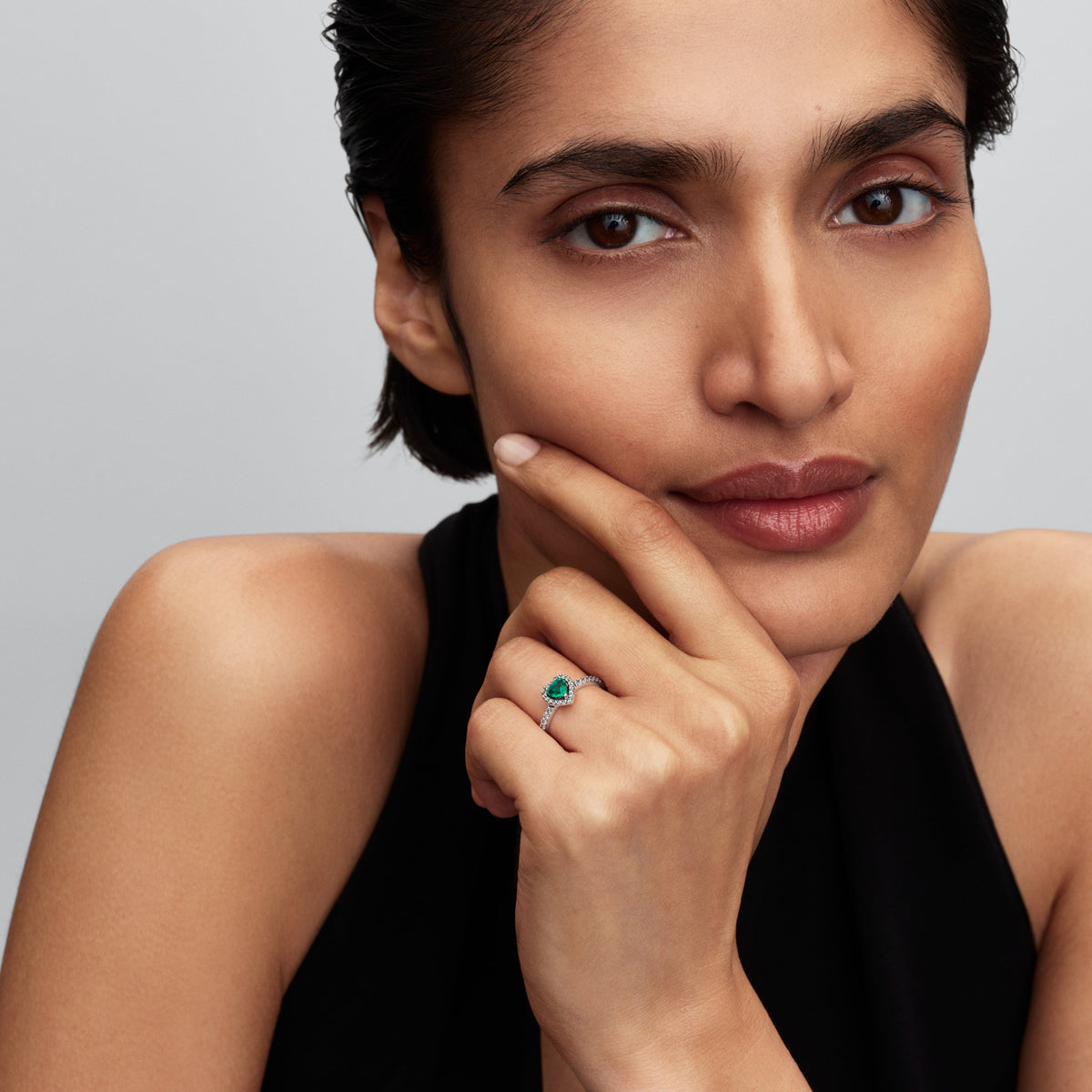 Ring – Sterling Silver – Elevated Royal Green Heart