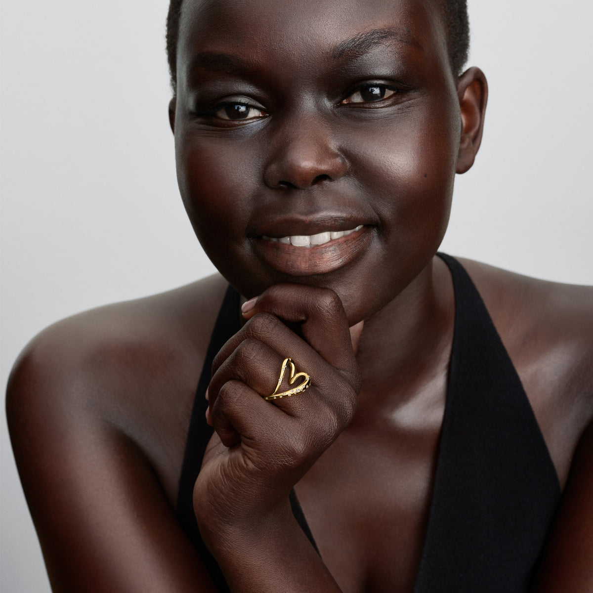 Ring – Organically Shaped Stone-Set Heart