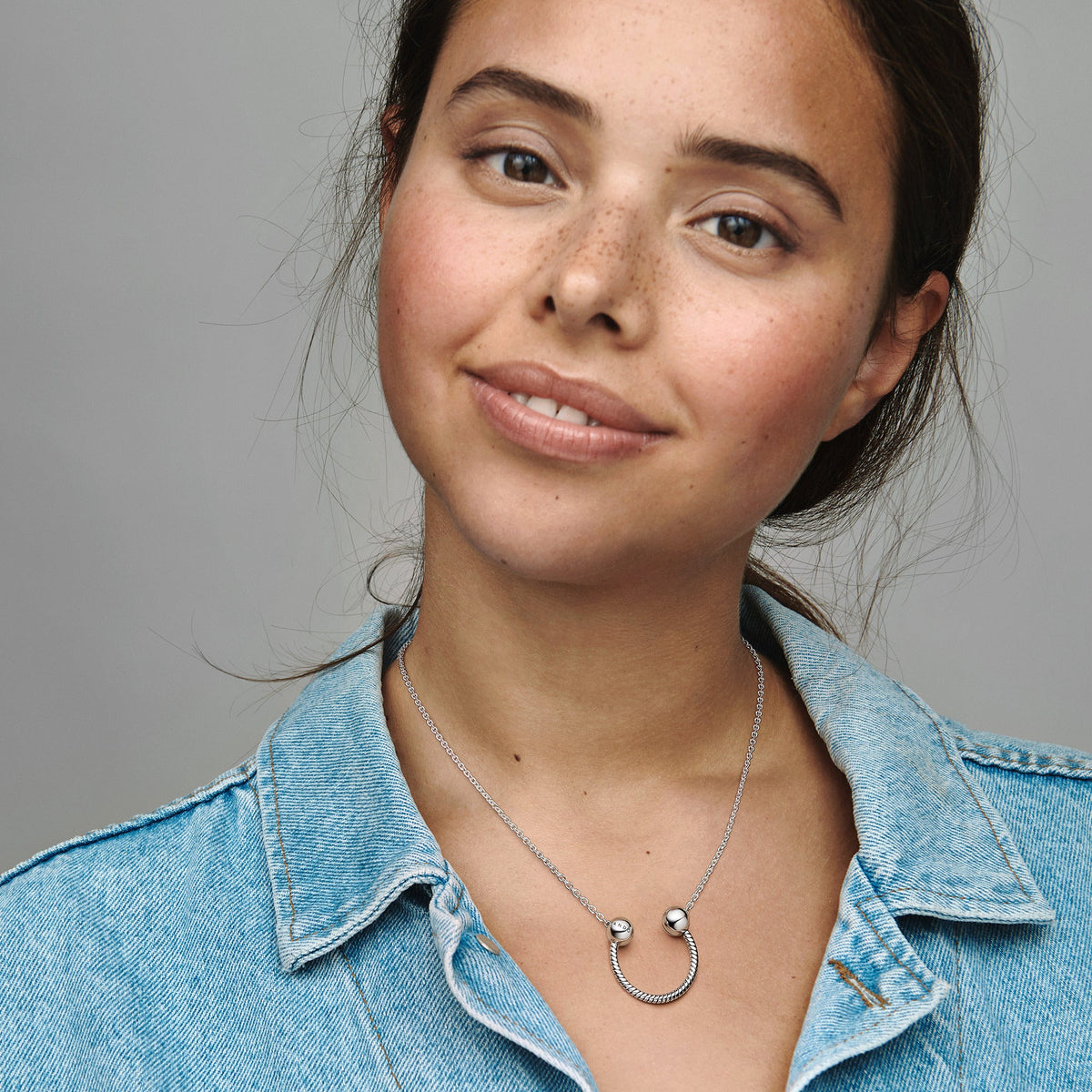 Pendant Necklace – Pandora Moments U-shape Charm