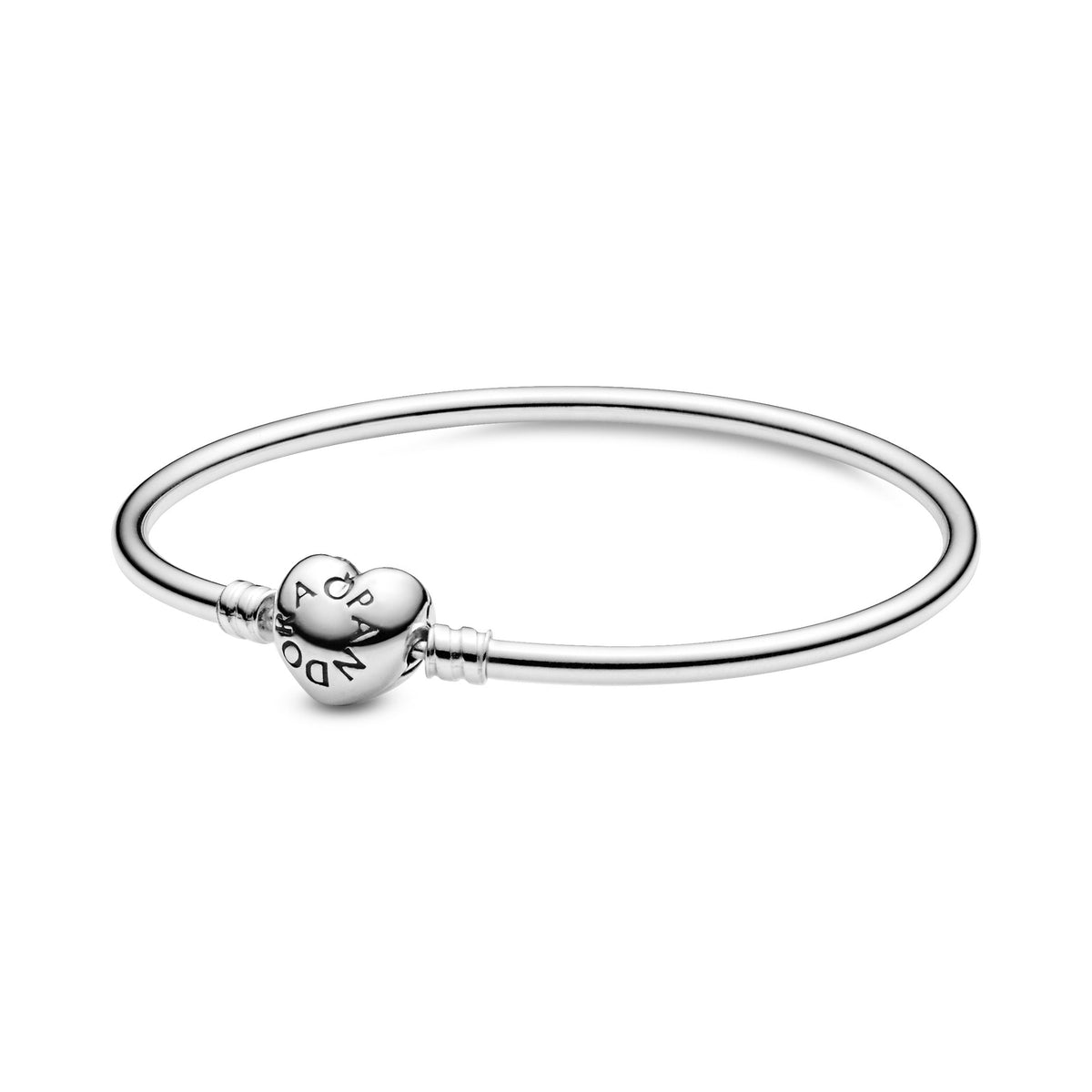 Bangle – Sterling Silver – Pandora Moments Heart Clasp