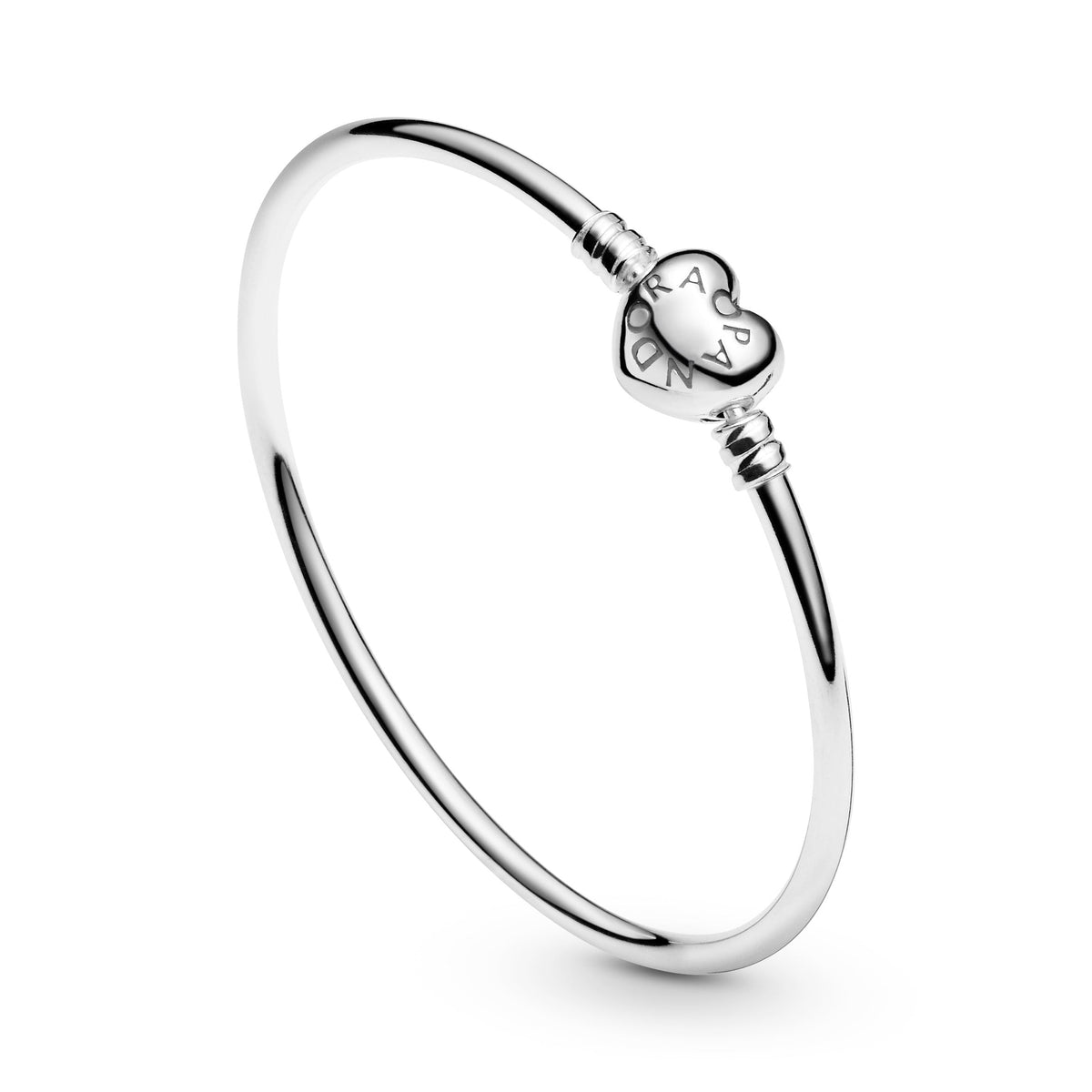 Bangle – Sterling Silver – Pandora Moments Heart Clasp