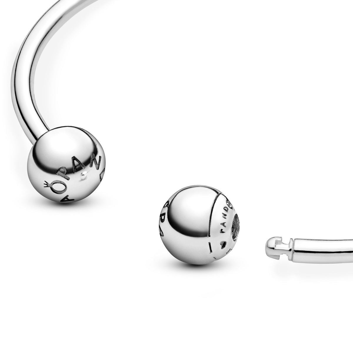 Bangle – Sterling Silver – Pandora Moments Open