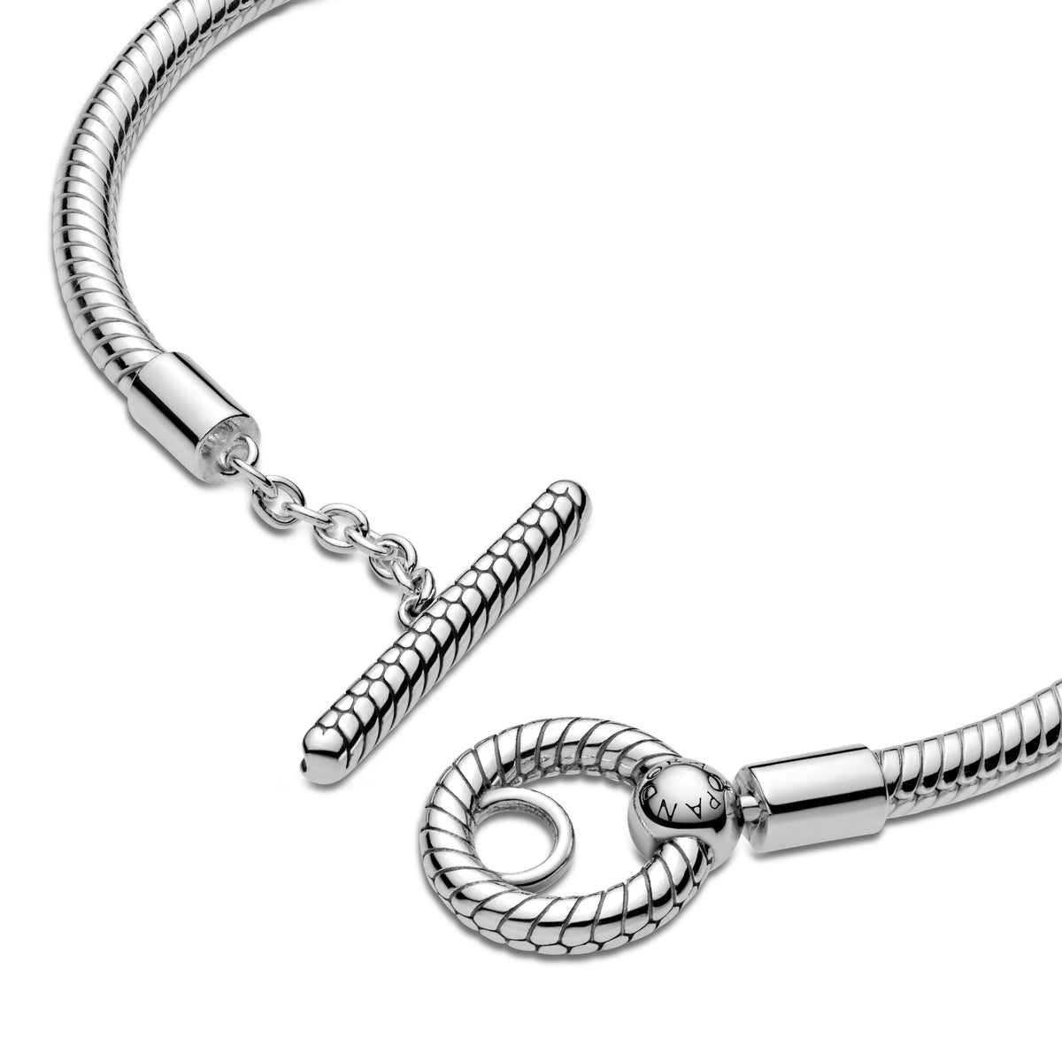 Chain Bracelet – Sterling Silver – Pandora Moments T-Bar Snake